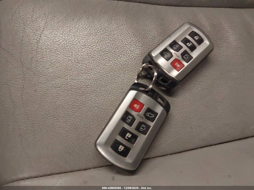 5TDDK3DC4DS066569 2013 TOYOTA SIENNA photo no. 11