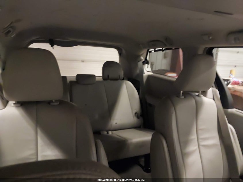 5TDDK3DC4DS066569 2013 TOYOTA SIENNA photo no. 8