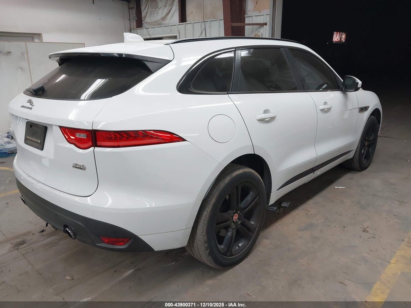 2017 Jaguar F-Pace 35T R-Sport