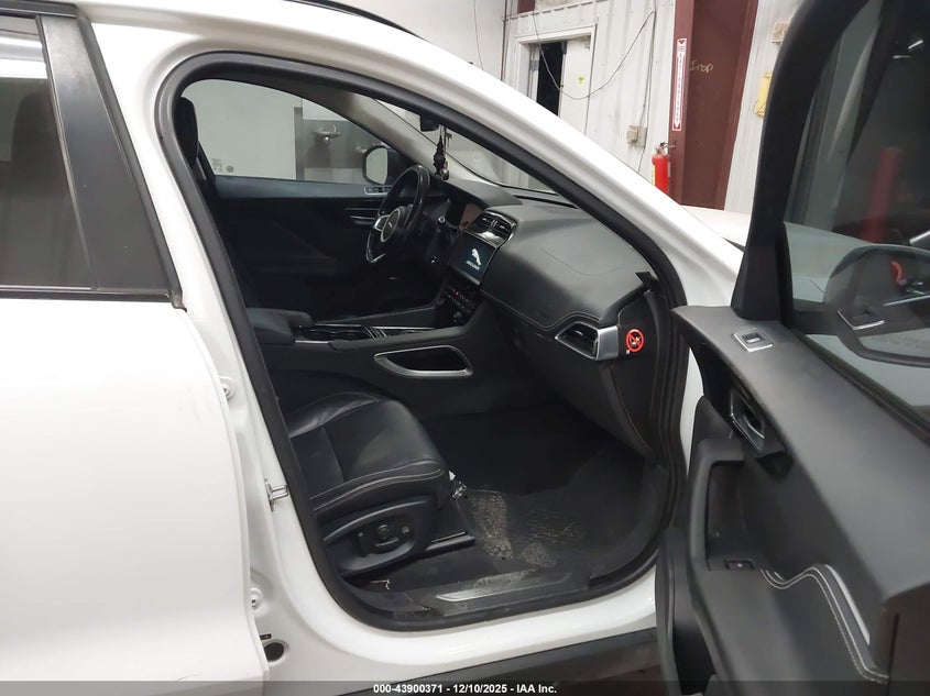 2017 Jaguar F-Pace 35T R-Sport