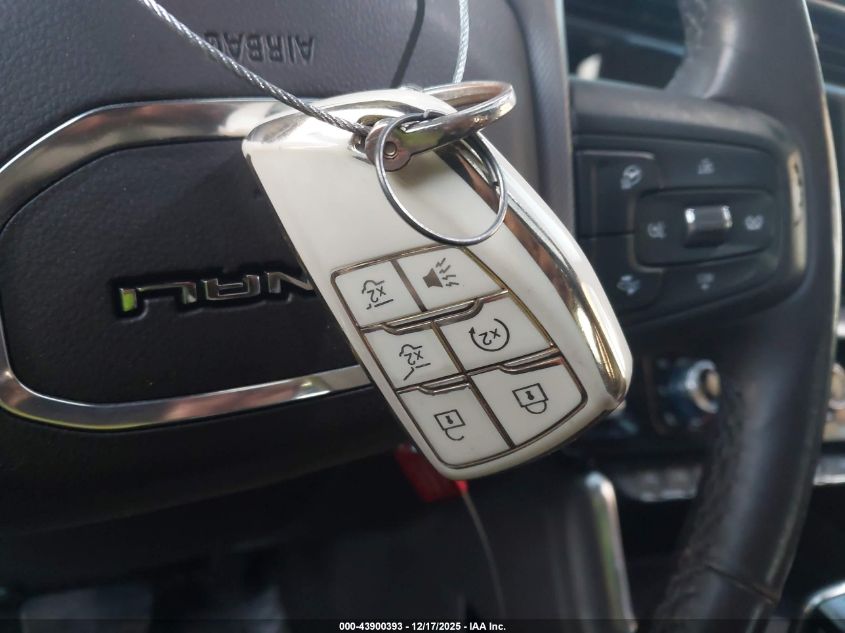 2023 GMC Sierra 1500 4Wd Short Box Denali VIN: 3GTUUGE89PG108300 Lot: 43900393