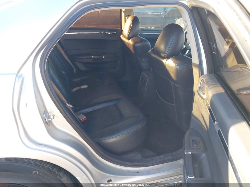 2007 Chrysler 300C VIN: 2C3KA63H07H897602 Lot: 43900397