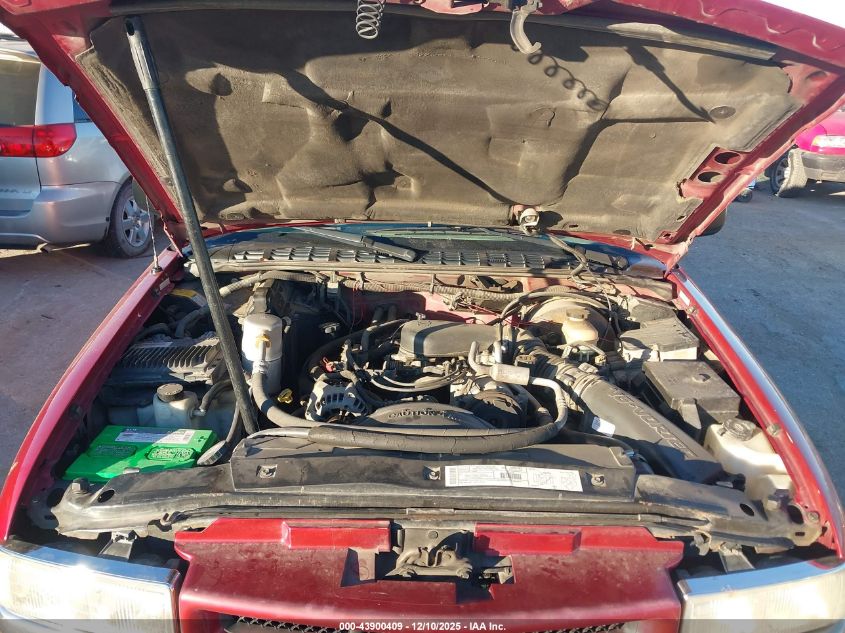 2000 Chevrolet Blazer Lt VIN: 1GNCS13W3Y2301401 Lot: 43900409