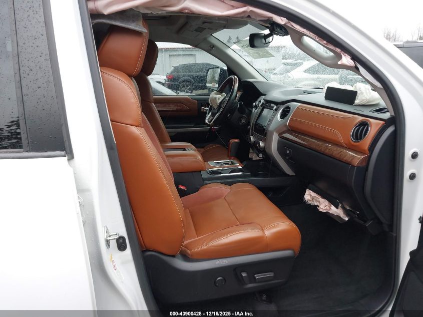 2019 Toyota Tundra 1794 5.7L V8 VIN: 5TFAY5F17KX805434 Lot: 43900428