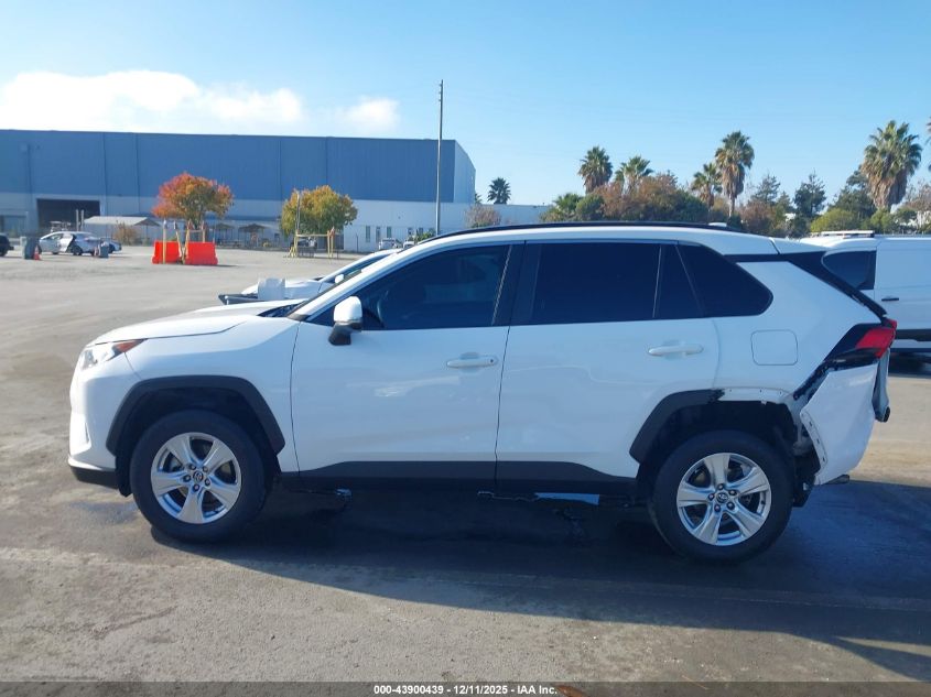 2020 Toyota Rav4 Xle VIN: 2T3P1RFVXLC081240 Lot: 43900439