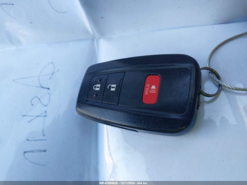 2020 Toyota Rav4 Xle VIN: 2T3P1RFVXLC081240 Lot: 43900439