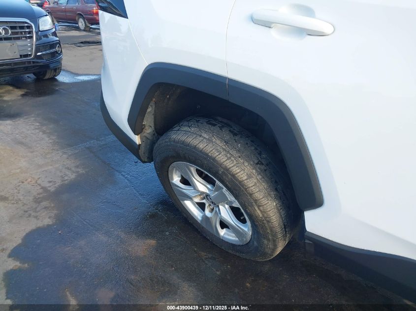 2020 Toyota Rav4 Xle VIN: 2T3P1RFVXLC081240 Lot: 43900439