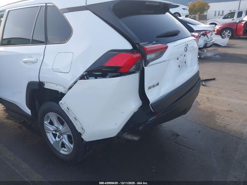 2020 Toyota Rav4 Xle VIN: 2T3P1RFVXLC081240 Lot: 43900439