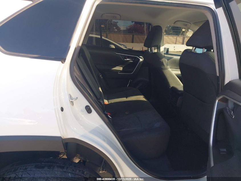 2020 Toyota Rav4 Xle VIN: 2T3P1RFVXLC081240 Lot: 43900439