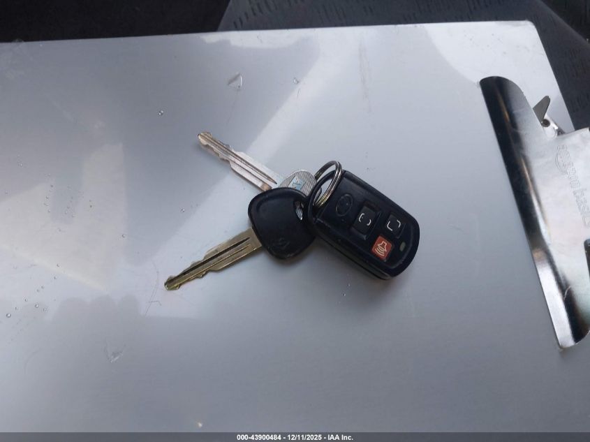 2004 Hyundai Elantra Gls/Gt VIN: KMHDN46D44U826820 Lot: 43900484