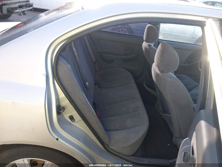 2004 Hyundai Elantra Gls/Gt VIN: KMHDN46D44U826820 Lot: 43900484