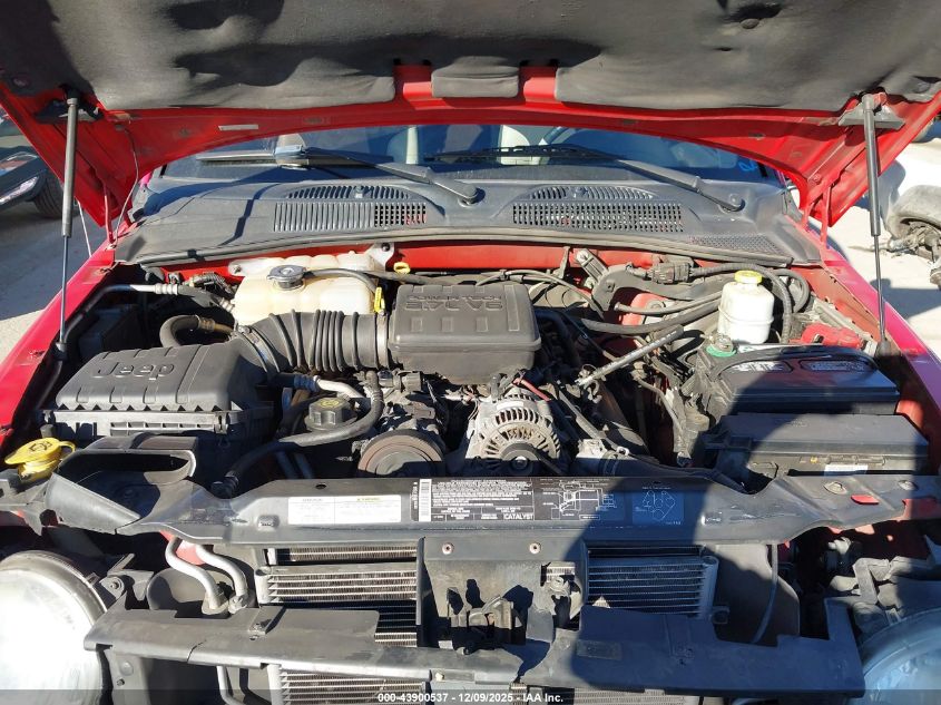 2003 Jeep Liberty Sport VIN: 1J4GK48K13W665572 Lot: 43900537