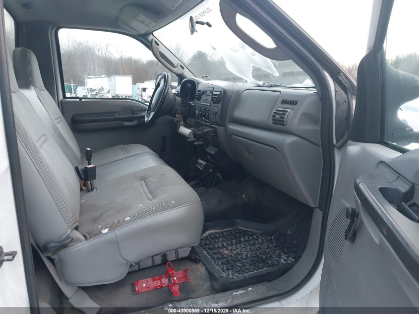 2007 Ford F-550 Chassis Xl/Xlt VIN: 1FDAF57P67EA91805 Lot: 43900569