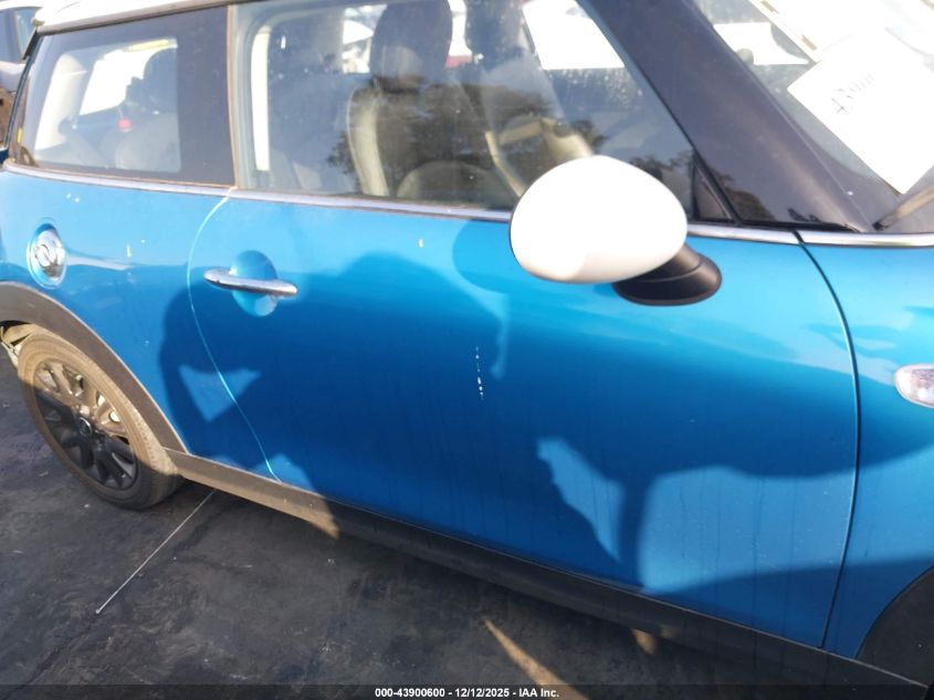 2017 Mini Hardtop Cooper S VIN: WMWXP7C54H3B94018 Lot: 43900600