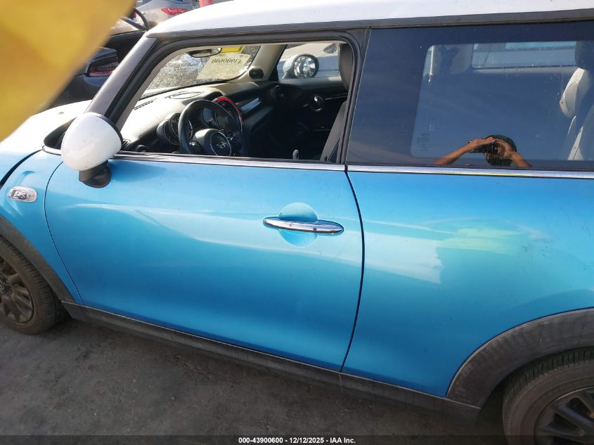 2017 Mini Hardtop Cooper S VIN: WMWXP7C54H3B94018 Lot: 43900600