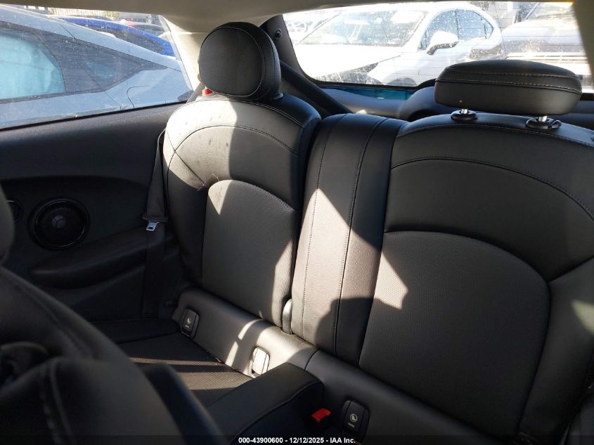 2017 Mini Hardtop Cooper S VIN: WMWXP7C54H3B94018 Lot: 43900600