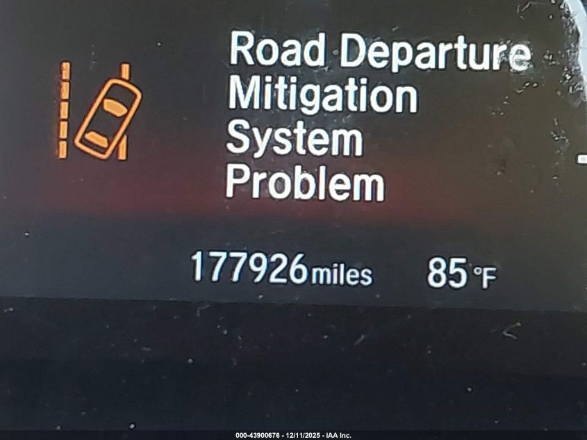 2018 Honda Clarity Plug-In Hybrid VIN: JHMZC5F16JC008503 Lot: 43900676