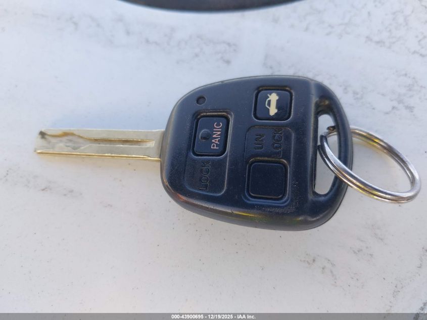 2004 Lexus Es 330 VIN: JTHBA30G145004800 Lot: 43900695