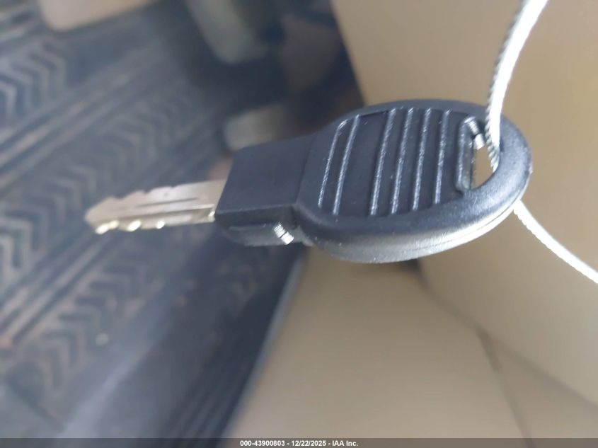 2015 Chrysler Town & Country Touring VIN: 2C4RC1BG8FR619829 Lot: 43900803