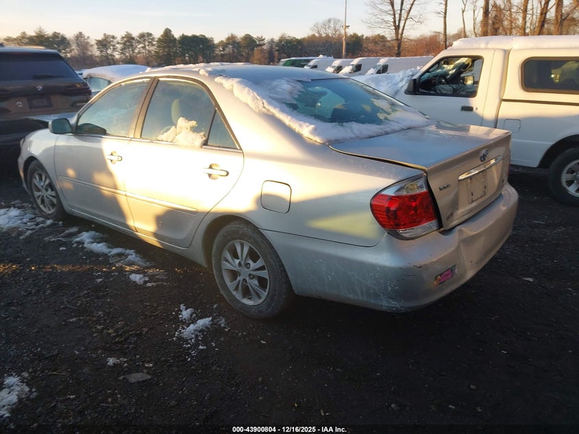 2005 Toyota Camry Le V6