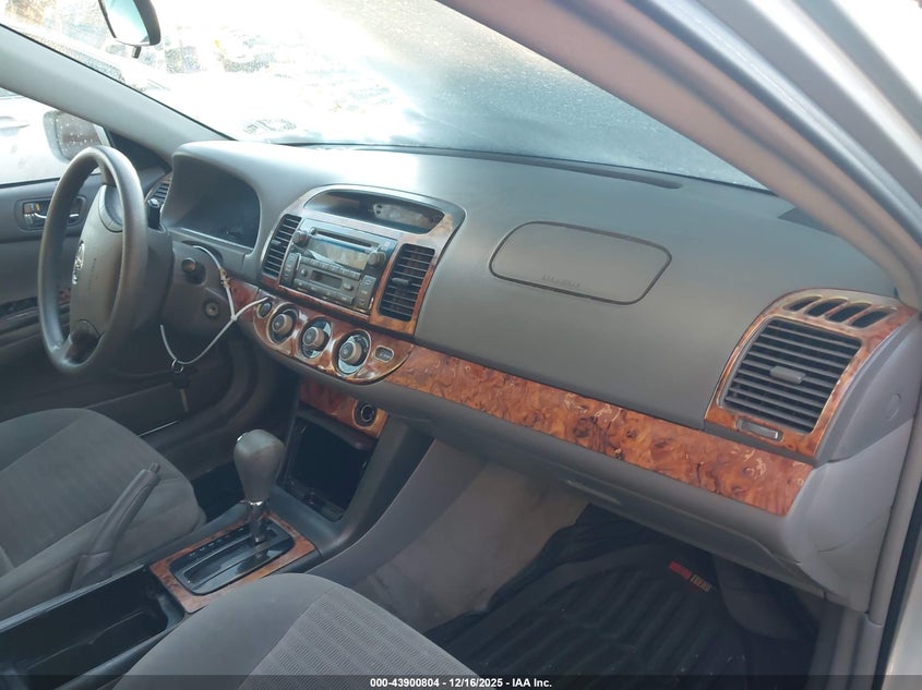 2005 Toyota Camry Le V6