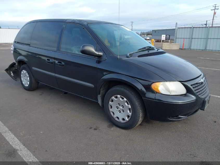 2004 Chrysler Town & Country