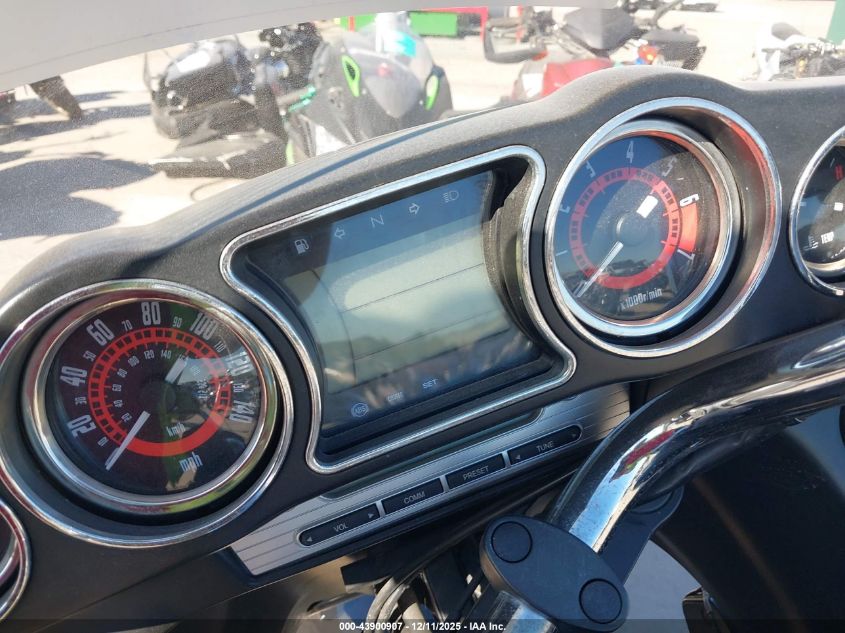 2014 Kawasaki Vn1700 K VIN: JKBVNRK14EA004061 Lot: 43900907