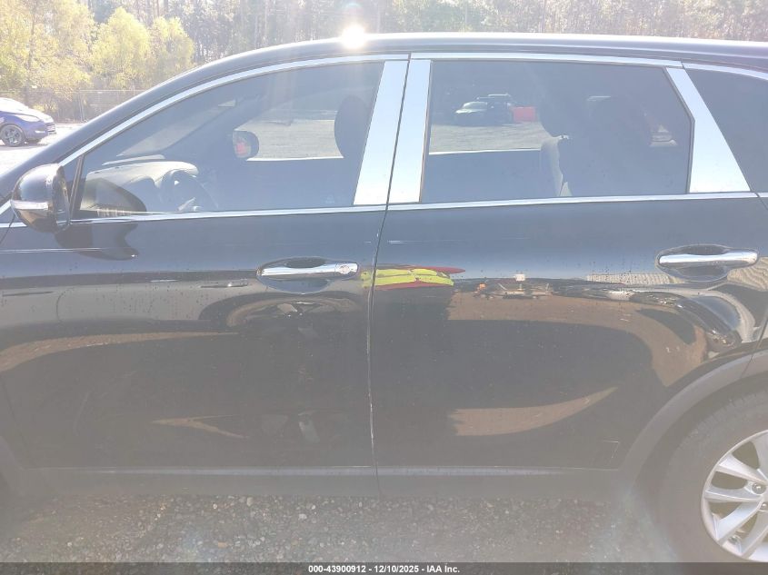 2018 Kia Sorento 2.4L L VIN: 5XYPG4A30JG403269 Lot: 43900912