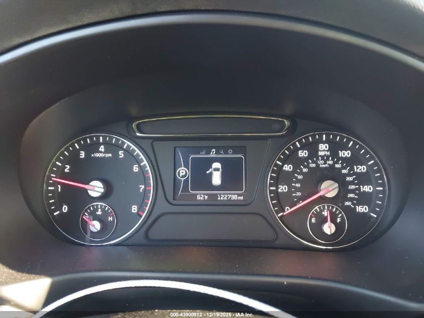 2018 Kia Sorento 2.4L L VIN: 5XYPG4A30JG403269 Lot: 43900912