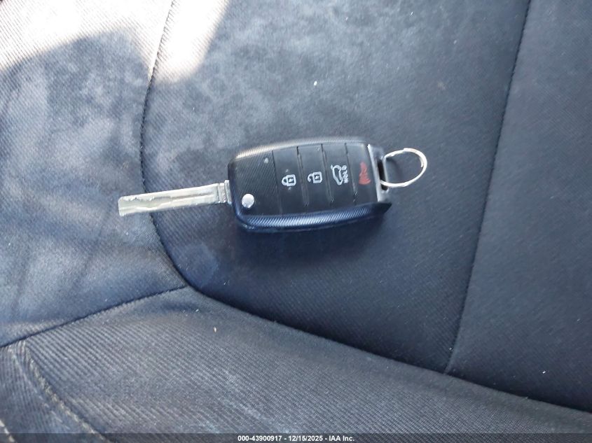 2014 Kia Soul + VIN: KNDJP3A51E7000776 Lot: 43900917