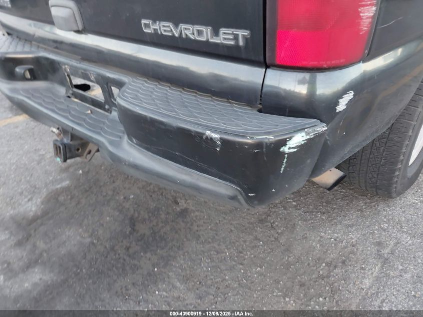 2005 Chevrolet Tahoe Ls VIN: 1GNEC13V25R275325 Lot: 43900919