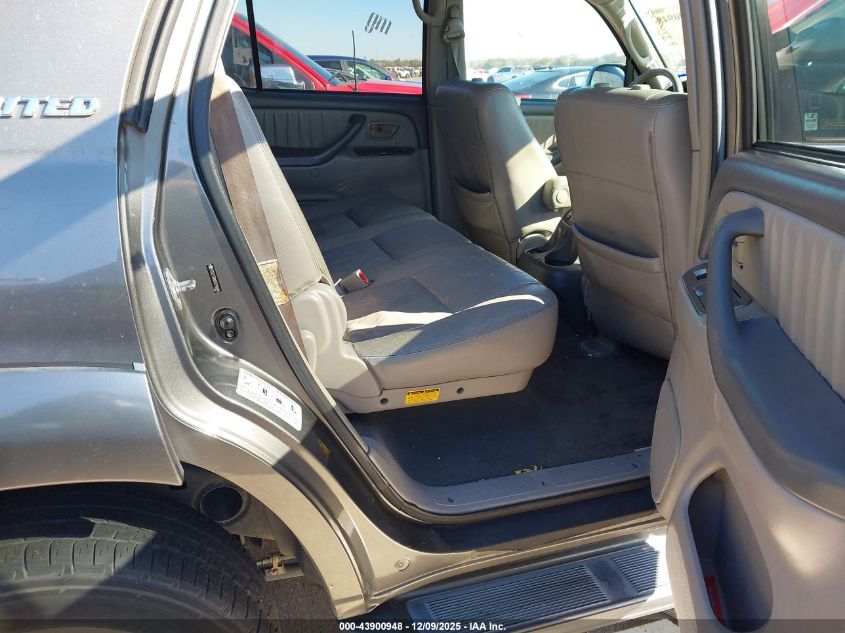 2005 Toyota Sequoia Limited V8 VIN: 5TDZT38A65S248464 Lot: 43900948