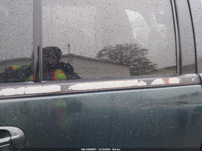 2003 Ford Expedition Xlt VIN: 1FMRU15W83LA56412 Lot: 43900997