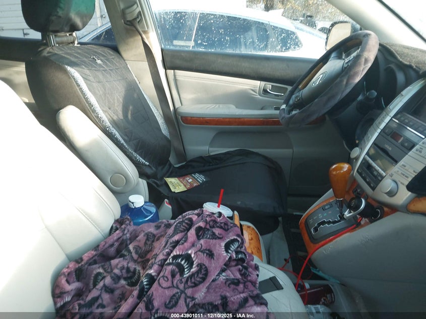 2T2HK31U17C006725 2007 LEXUS RX photo no. 5
