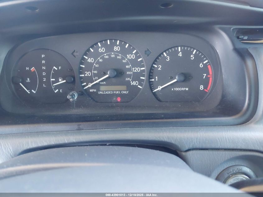 1999 Toyota Camry Le VIN: 4T1BG22K5XU567933 Lot: 43901013