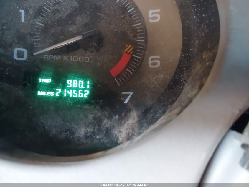 1997 Buick Riviera VIN: 1G4GD2216V4700993 Lot: 43901018