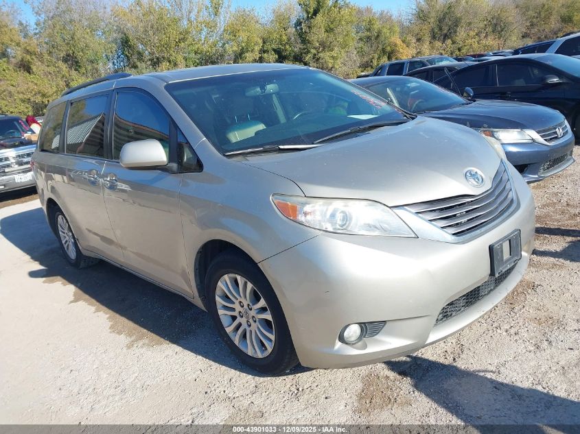 TOYOTA SIENNA XLE 8 PASSENGER