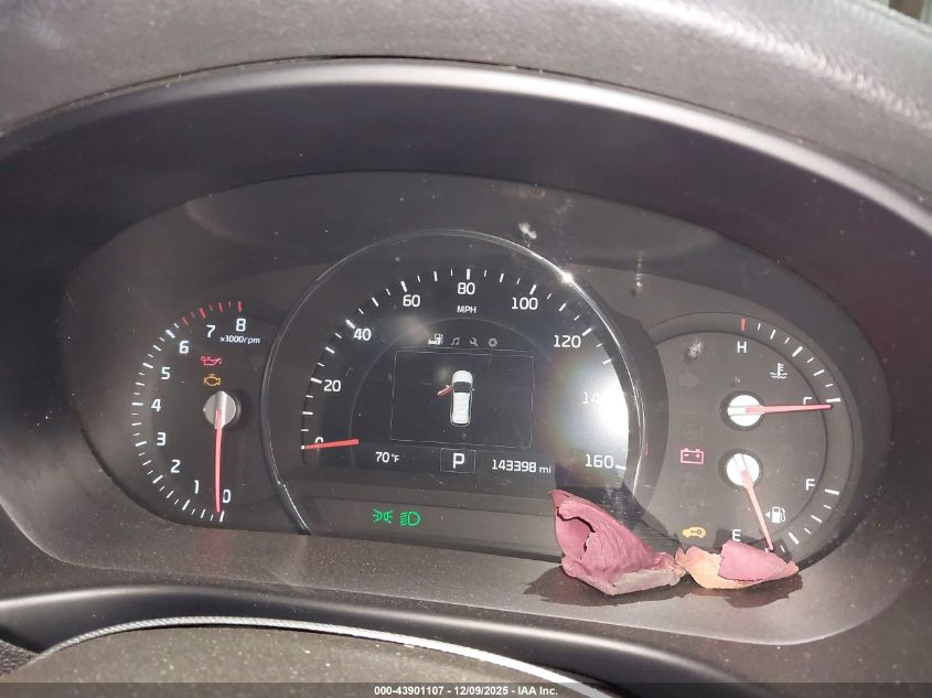 2016 Kia Sorento 3.3L Ex VIN: 5XYPH4A55GG001531 Lot: 43901107