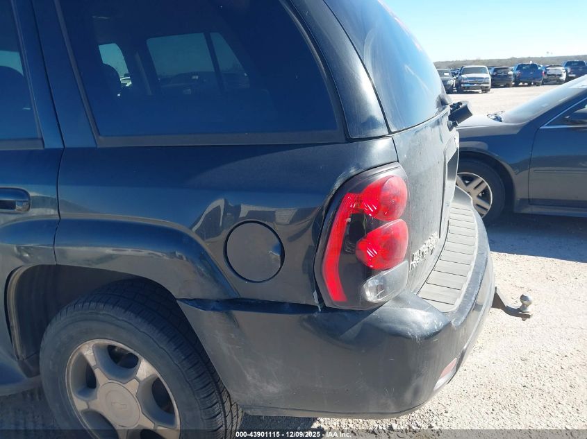 2008 Chevrolet Trailblazer Lt VIN: 1GNDS13S982157452 Lot: 43901115