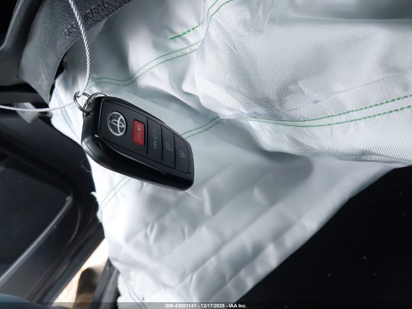 2025 Toyota Camry Le VIN: 4T1DAACK5SU584226 Lot: 43901141