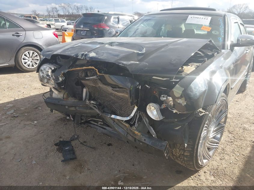 2008 Chrysler 300C Hemi VIN: 2C3LA63H68H220558 Lot: 43901144