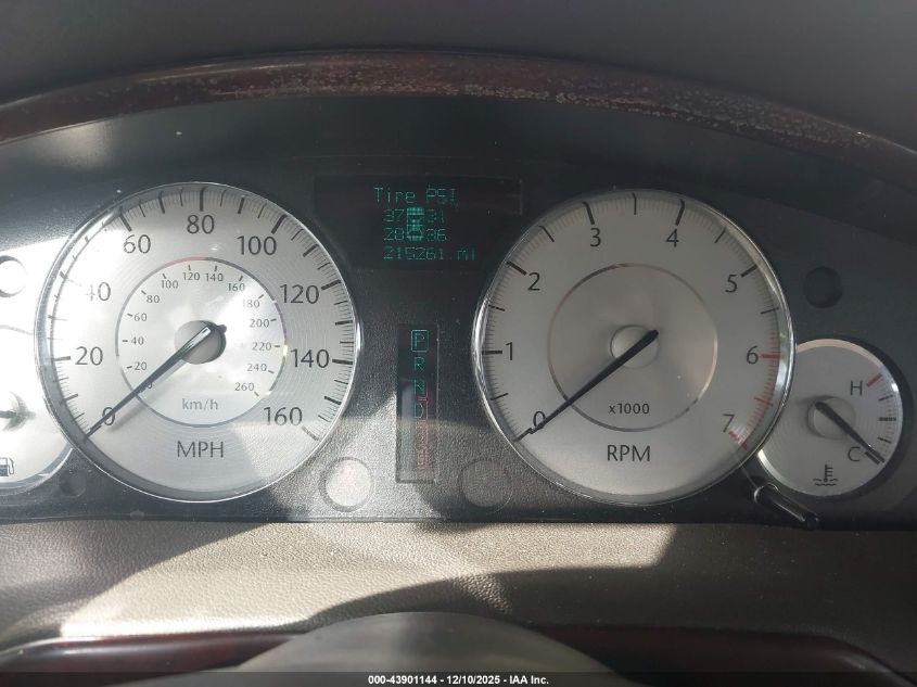 2008 Chrysler 300C Hemi VIN: 2C3LA63H68H220558 Lot: 43901144