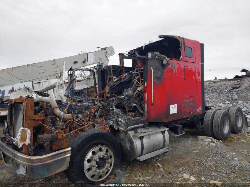 2005 International 9200 9200I VIN: 2HSCESBR65C027913 Lot: 43901158