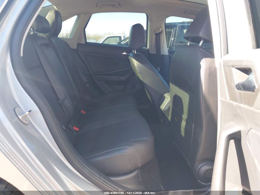 2019 Volkswagen Jetta 1.4T R-Line/1.4T S/1.4T Se VIN: 3VWC57BU1KM220302 Lot: 43901195