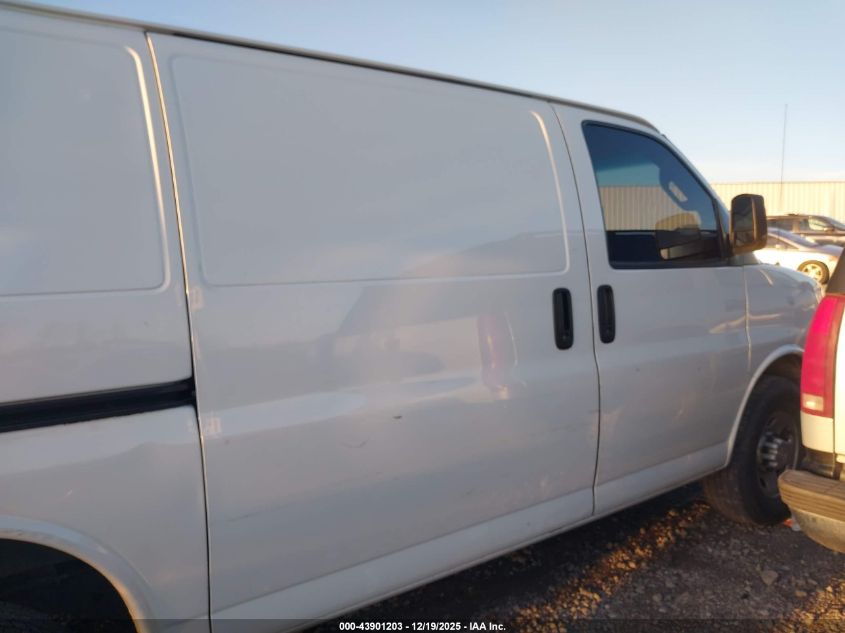 2019 Chevrolet Express 2500 Work Van VIN: 1GCWGAFGXK1176860 Lot: 43901203