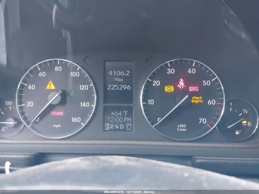 2005 Mercedes-Benz C 240 Luxury VIN: WDBRF61J55A675892 Lot: 43901216