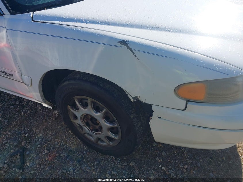 2G4WS52J4Y1142340 2000 BUICK CENTURY photo no. 6
