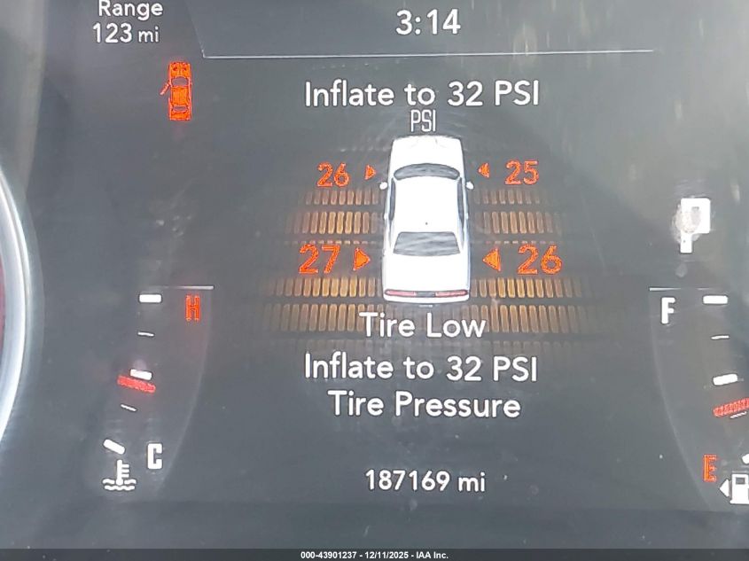 2015 Dodge Challenger Sxt VIN: 2C3CDZAG0FH843058 Lot: 43901237