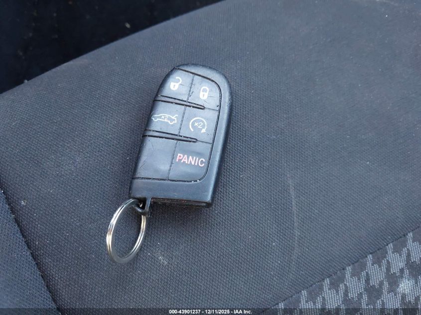 2015 Dodge Challenger Sxt VIN: 2C3CDZAG0FH843058 Lot: 43901237