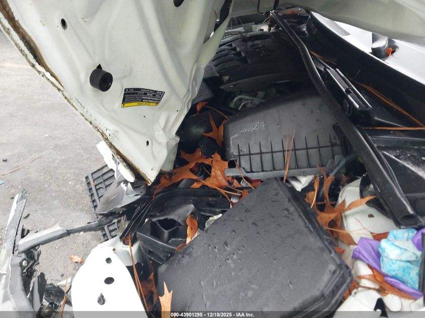 2017 Toyota Corolla Le VIN: 2T1BURHEXHC899890 Lot: 43901295